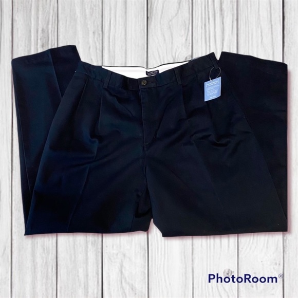 NWT Land's End Black Pleated Traditional Fit Wrinkle Resistant No Iron Pants - Picture 1 of 8